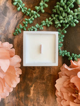 Load image into Gallery viewer, Pineapple Sage Concrete Soy Wax Candle (5 oz)
